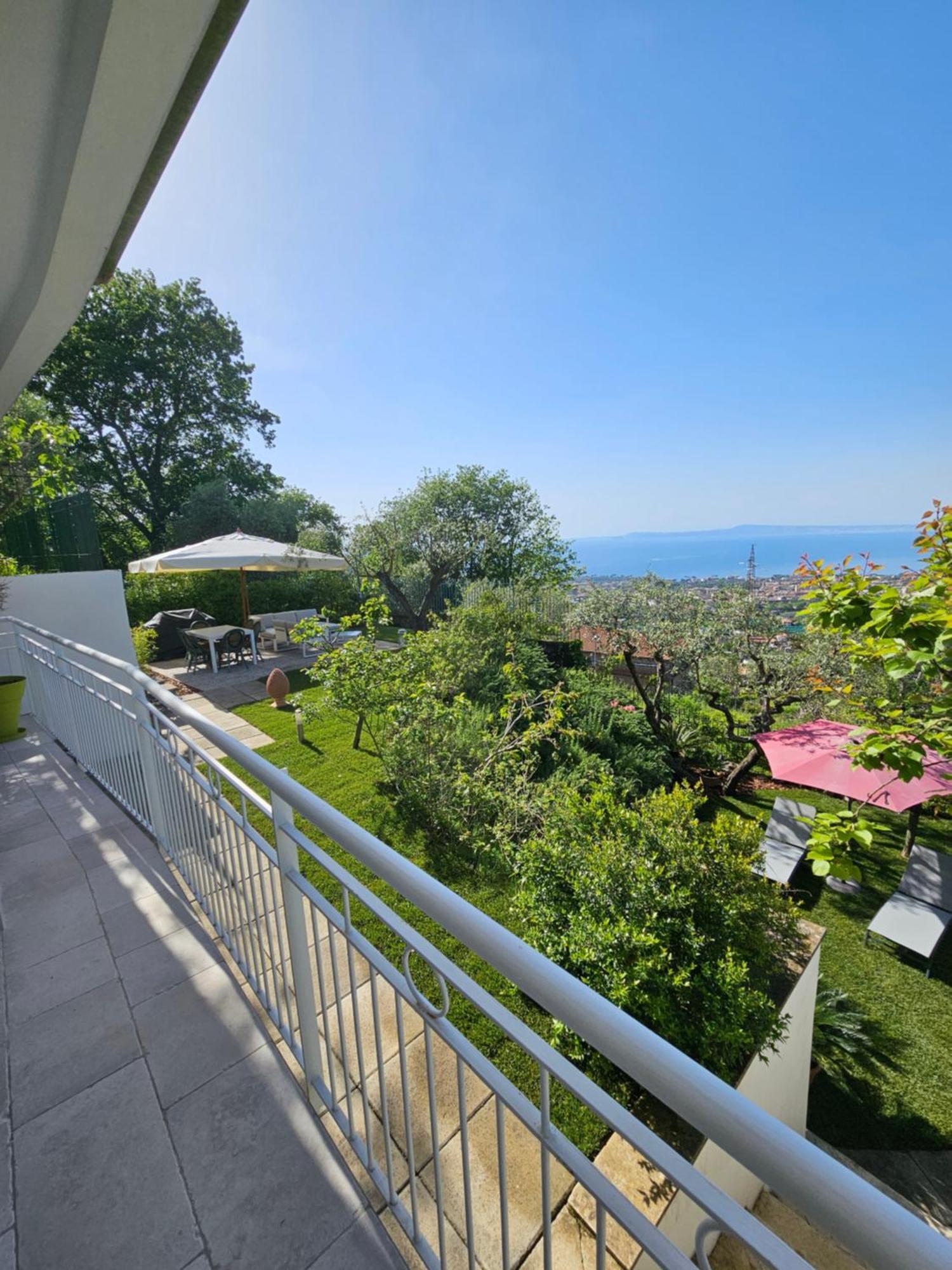 Casa Cali Bed & Breakfast Пиано ди Соренто Екстериор снимка